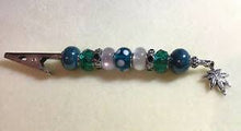 Load image into Gallery viewer, Beadable DIY Alligator Clip (Chocol8&#39;s Crafts &amp; Confections) | Custom Crafts
